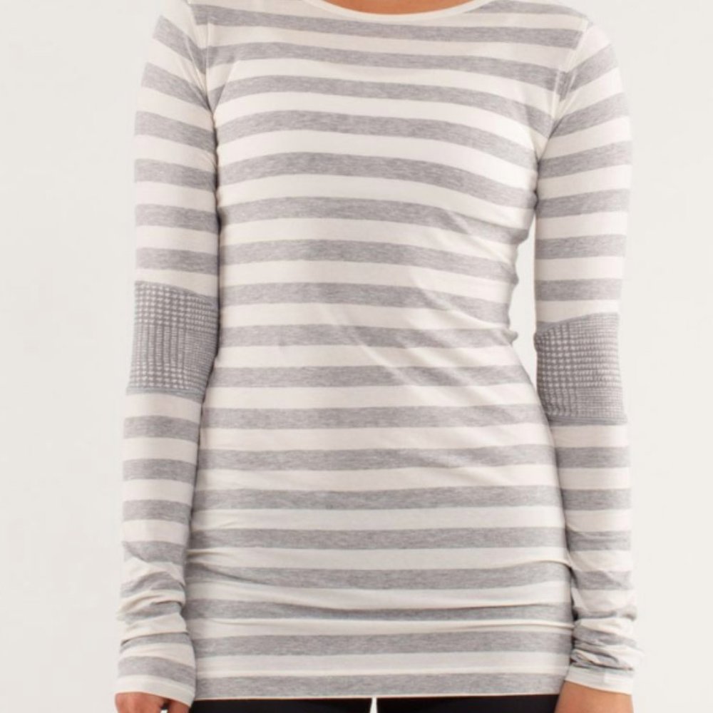 206. Lululemon Devotion long sleeve - Picture 2 of 8